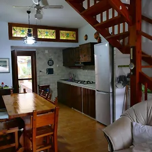 https://pm-5-guest-house.in-sardinia.net